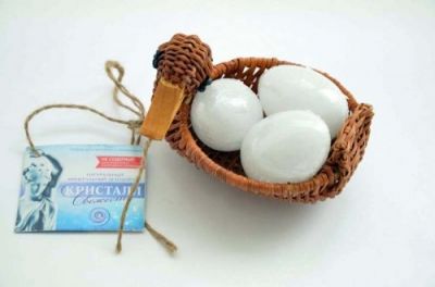 Минеральный квасцовый дезодорант «Кристалл свежести» Корзинка подарочная в виде утки с 3-мя яйцами